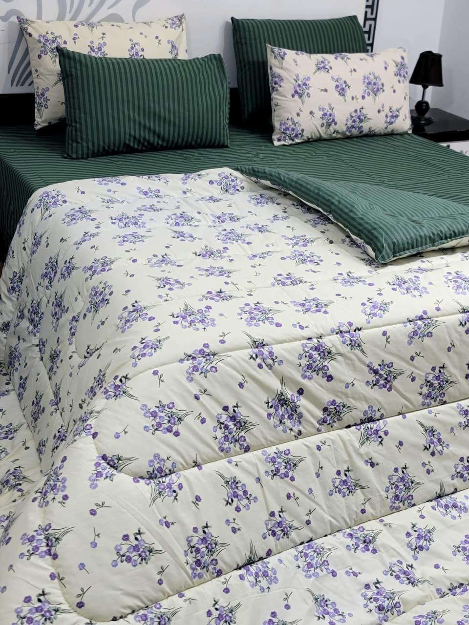 Pure Cotton Printed 7 pcs Vicky Razai Set