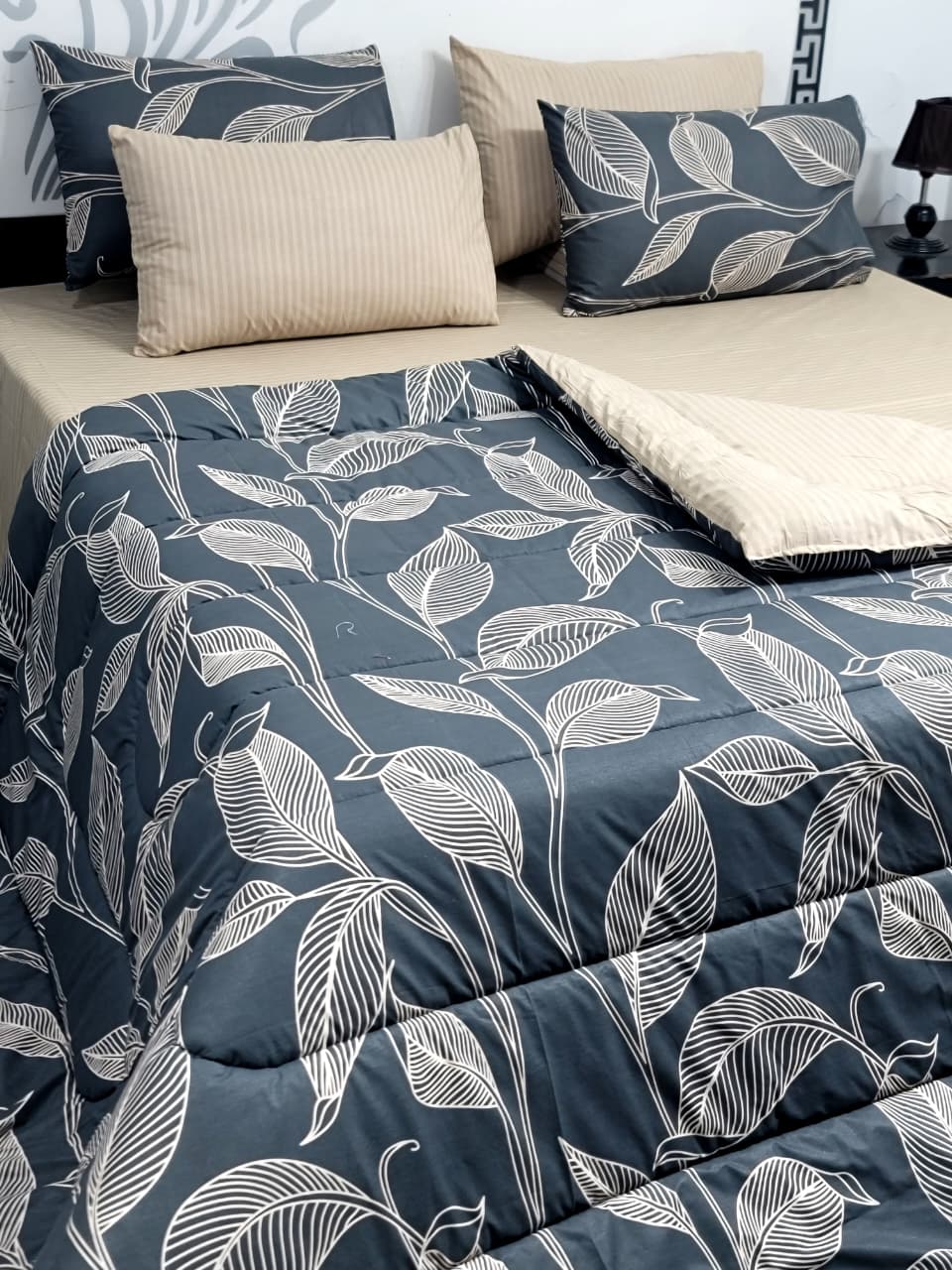 Pure Cotton Printed 7 pcs Vicky Razai Set